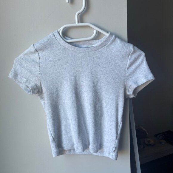 TNA Tops - TNA ribbed cropped tank XS 🩶